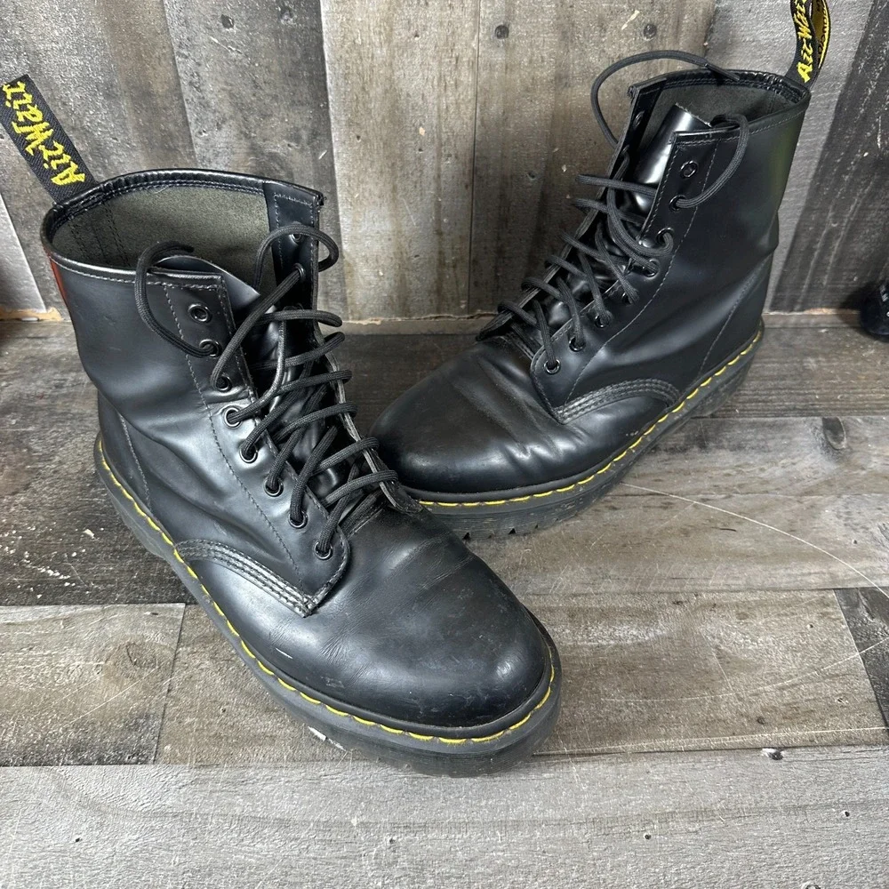 Dr. Martens Combat Boot Men's Size 13 Black Smooth Leather 8 Hole Lace Up